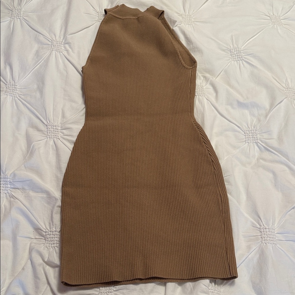 Babaton Ribbed Dress light brown. Like new (never worn). Size XS. - Picture 3 of 3